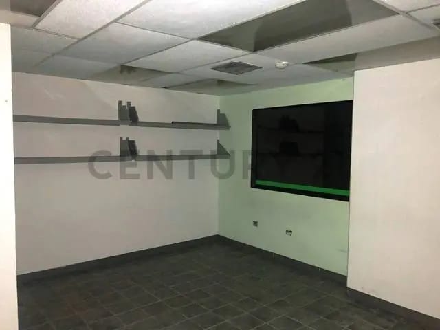 Local De 304,07 En Venta En El Cc El Refugio. - 12