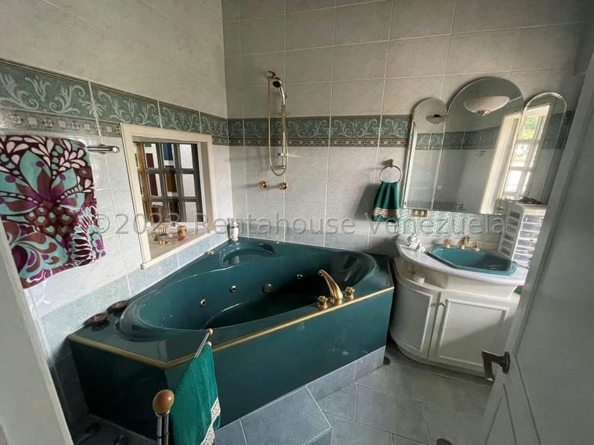 Casa (Multipes Niveles) en Venta en Club de Campo, Miranda - 18