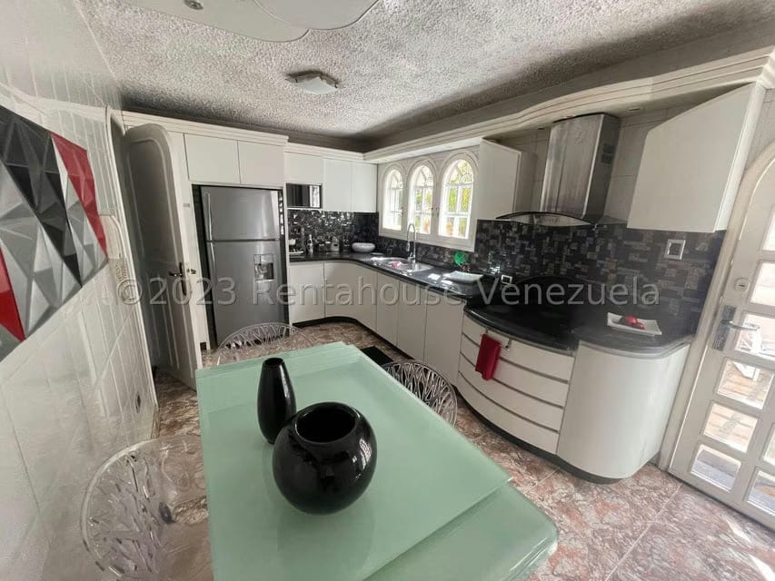 Casa (Multipes Niveles) en Venta en Club de Campo, Miranda - 24
