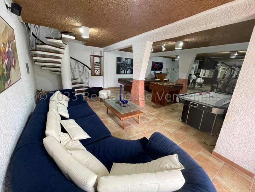 Casa (Multipes Niveles) en Venta en Club de Campo, Miranda - 26