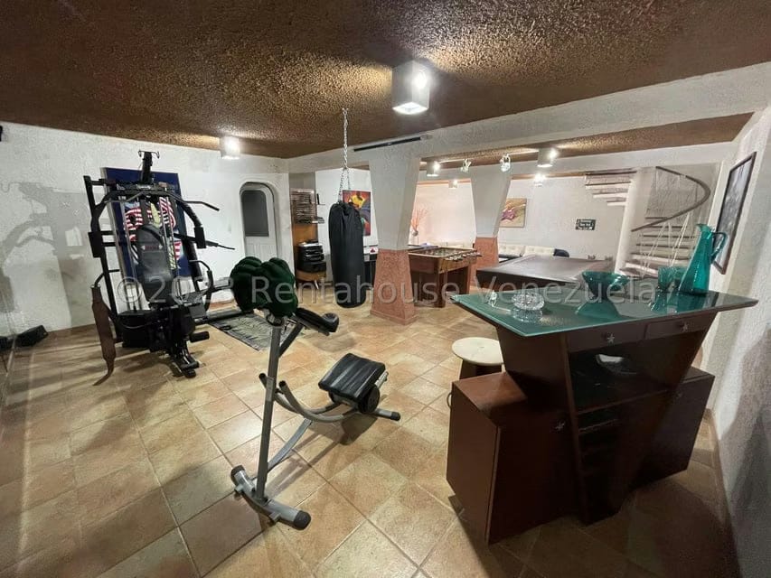 Casa (Multipes Niveles) en Venta en Club de Campo, Miranda - 28