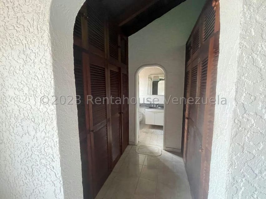 Casa (Multipes Niveles) en Venta en Club de Campo, Miranda - 41