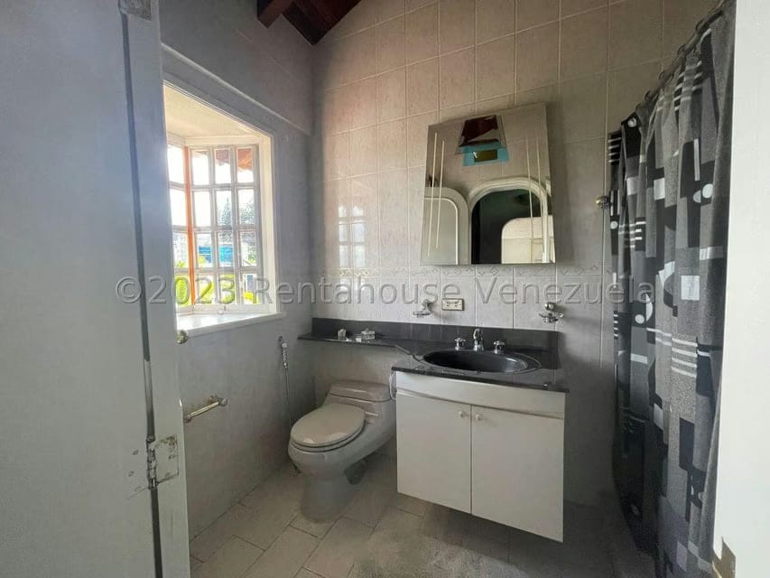 Casa (Multipes Niveles) en Venta en Club de Campo, Miranda - 42