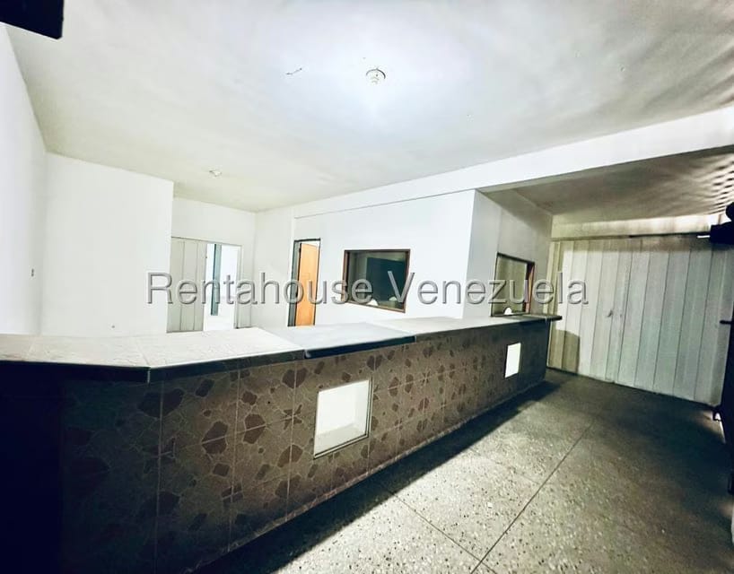 Comercial (Local Comercial) en Alquiler en Centro, Lara