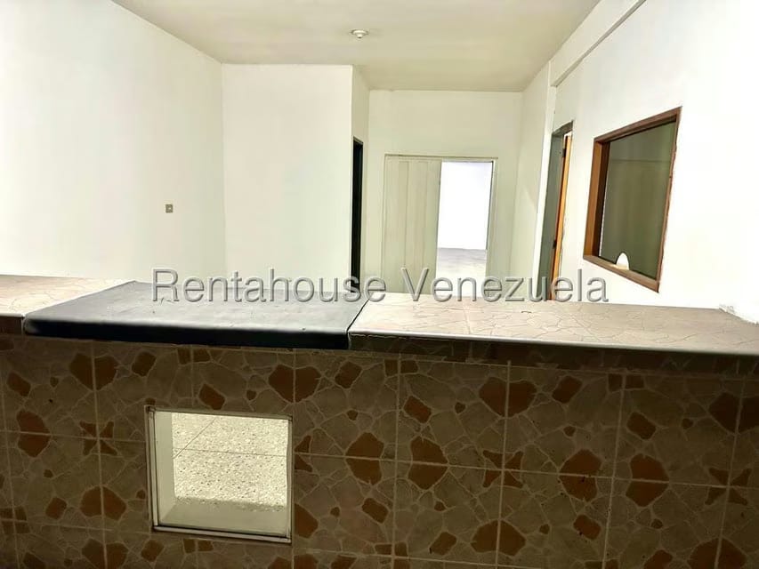 Comercial (Local Comercial) en Alquiler en Centro, Lara - 2