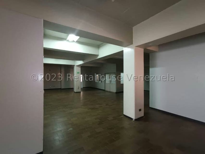 Comercial (Edificio) en Venta en La Urbina, Distrito Metropolitano - 26