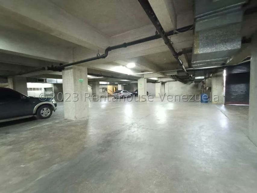 Comercial (Edificio) en Venta en La Urbina, Distrito Metropolitano - 5