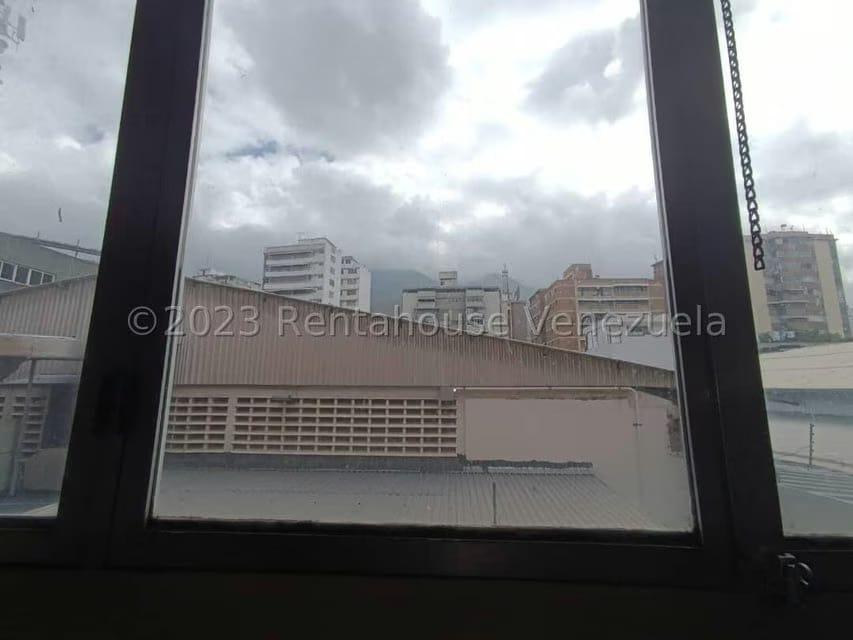 Comercial (Edificio) en Venta en La Urbina, Distrito Metropolitano - 53