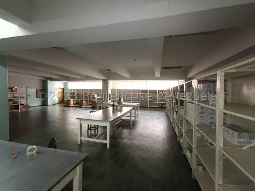 Comercial (Edificio) en Venta en La Urbina, Distrito Metropolitano - 66