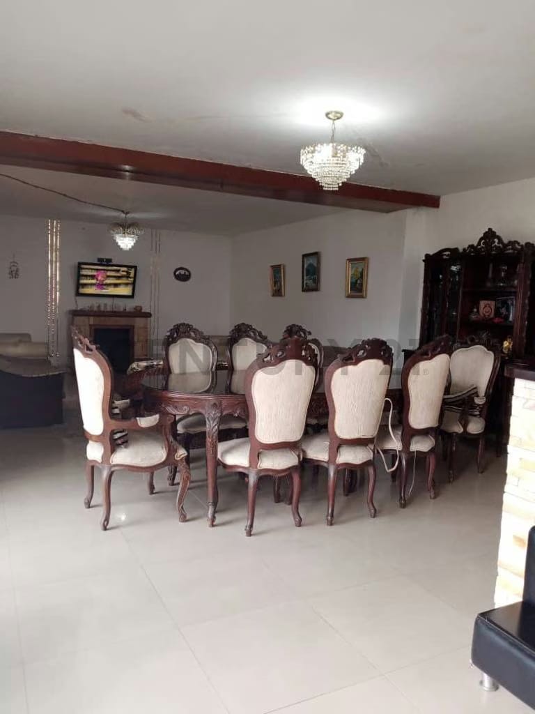 CASA EN VENTA EN COLINAS DE VISTA ALEGRE - 4