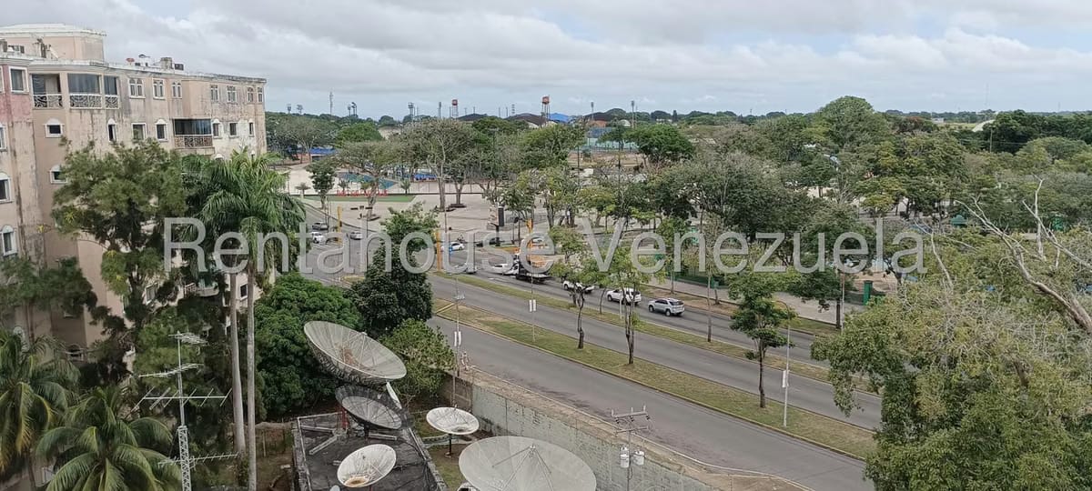 Comercial (Local Comercial) en Venta en Maturin, Monagas - 13