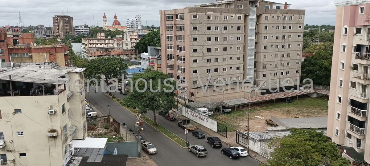 Comercial (Local Comercial) en Venta en Maturin, Monagas - 14