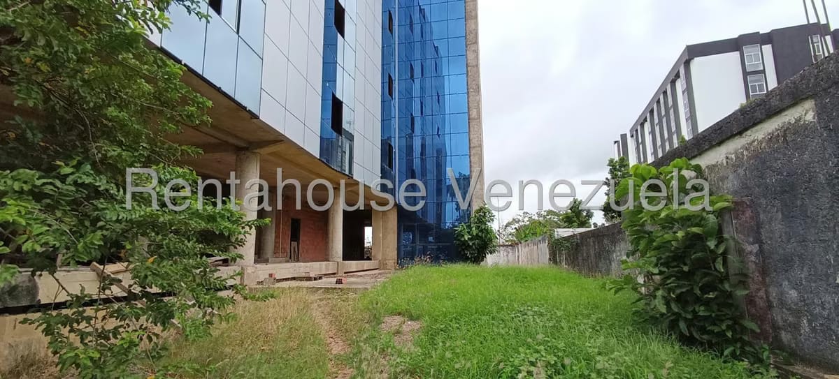 Comercial (Local Comercial) en Venta en Maturin, Monagas - 4
