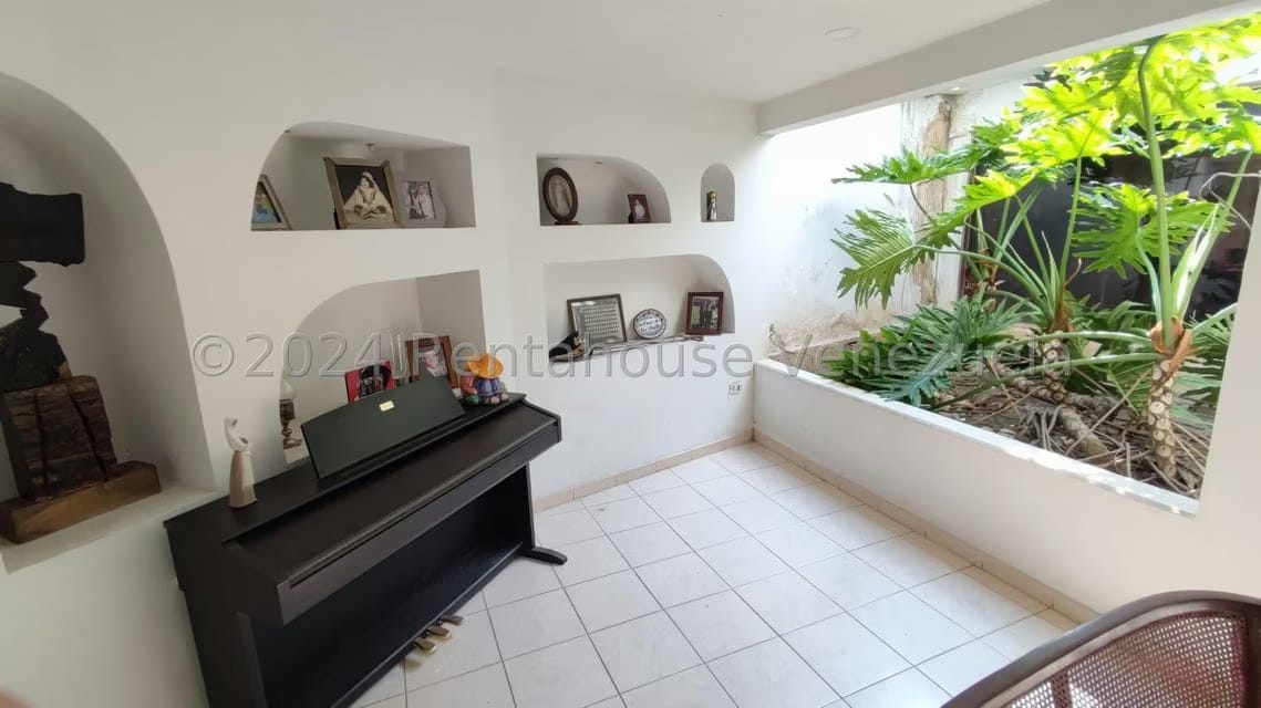 Casa (Multipes Niveles) en Venta en Lomas del Club Hipico, Distrito Metropolitano - 3