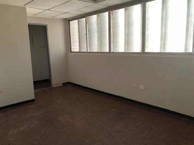 Comercial (Oficina) en Venta en Calle 72, Zulia - 7