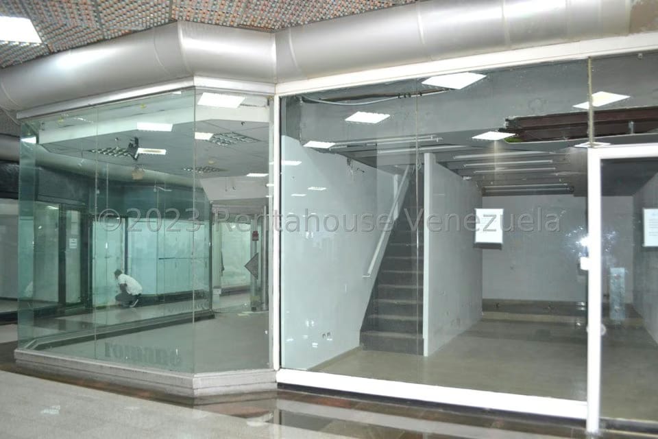 Comercial (Local Comercial) en Venta en El Cafetal, Distrito Metropolitano - 2