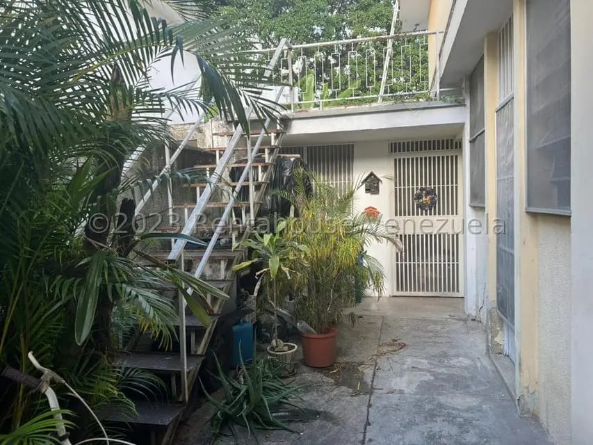 Casa (Multipes Niveles) en Alquiler en Los Ruices, Distrito Metropolitano - 11