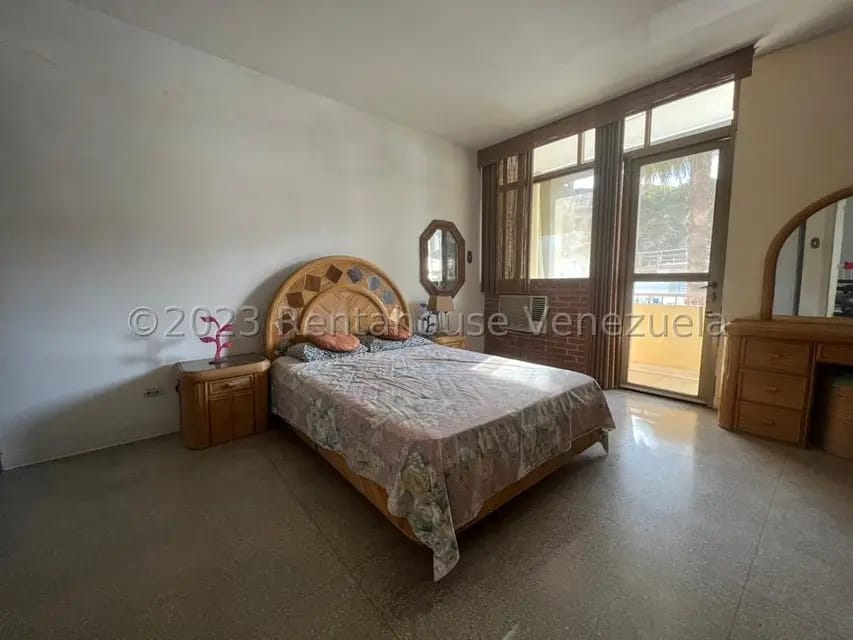 Casa (Multipes Niveles) en Alquiler en Los Ruices, Distrito Metropolitano - 12