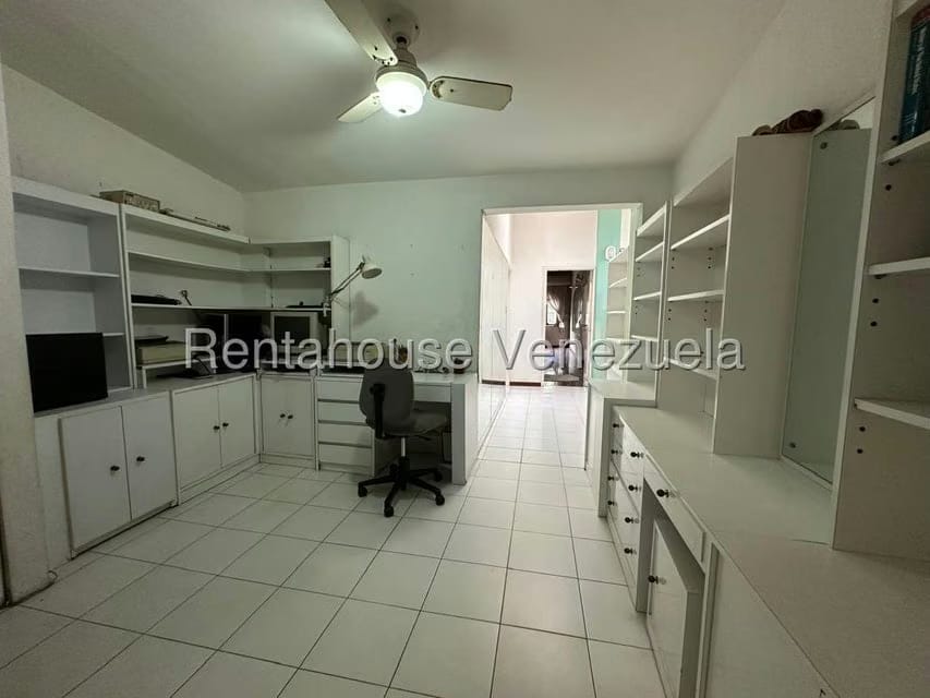 Casa (Multipes Niveles) en Venta en Caurimare, Distrito Metropolitano - 31