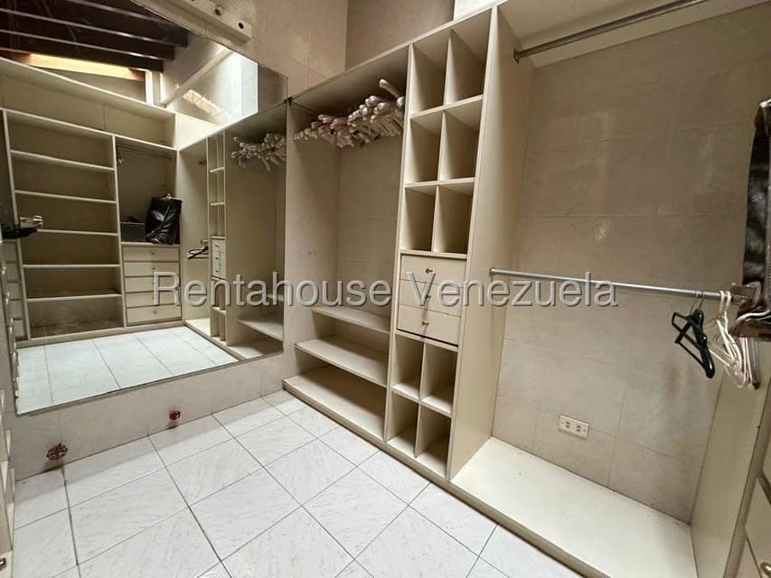 Casa (Multipes Niveles) en Venta en Caurimare, Distrito Metropolitano - 44