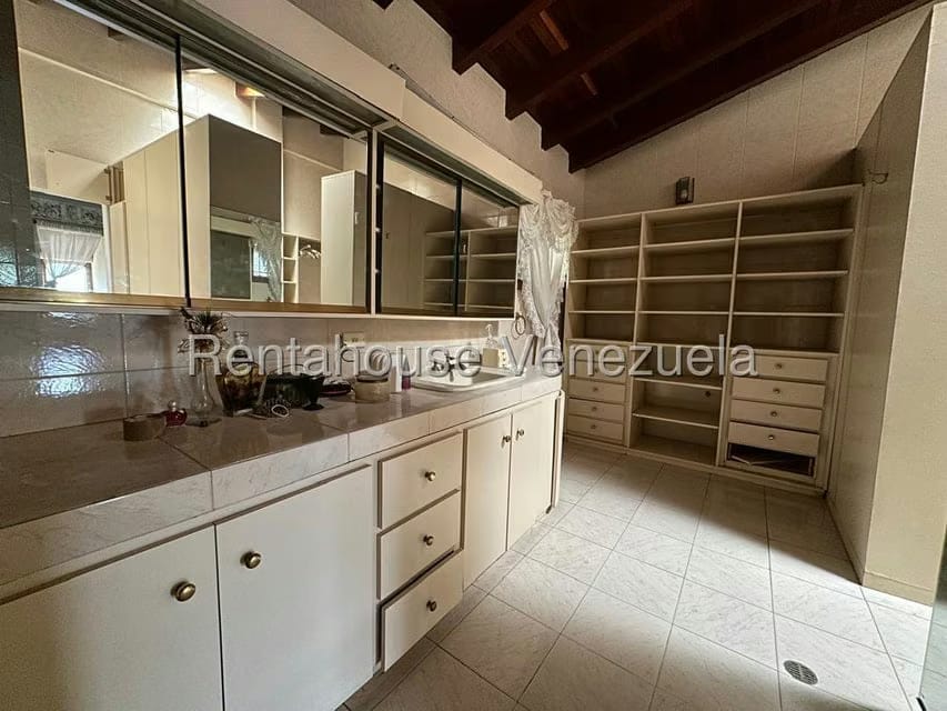 Casa (Multipes Niveles) en Venta en Caurimare, Distrito Metropolitano - 46