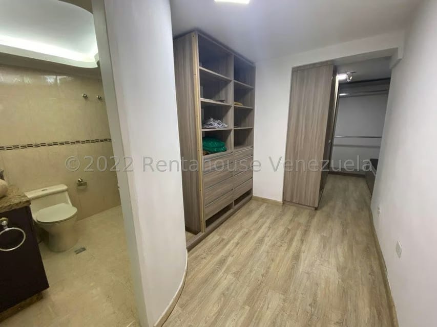 Apartamento (1 Nivel) en Venta en La Urbina, Distrito Metropolitano - 12