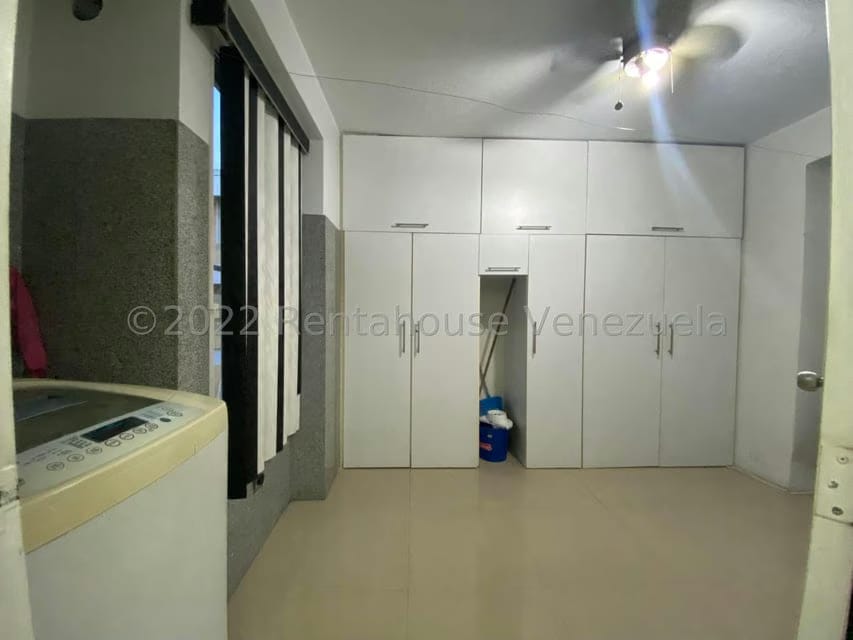 Apartamento (1 Nivel) en Venta en La Urbina, Distrito Metropolitano - 36