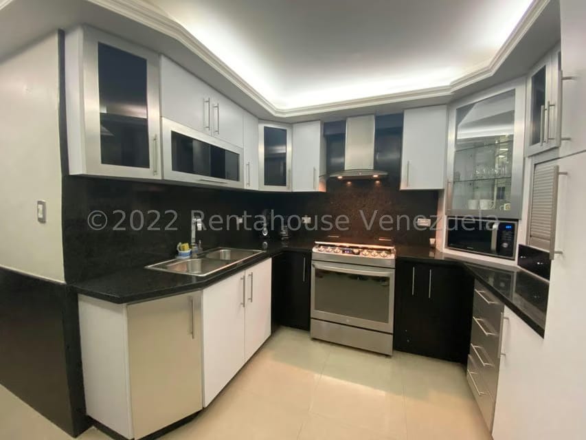 Apartamento (1 Nivel) en Venta en La Urbina, Distrito Metropolitano - 5