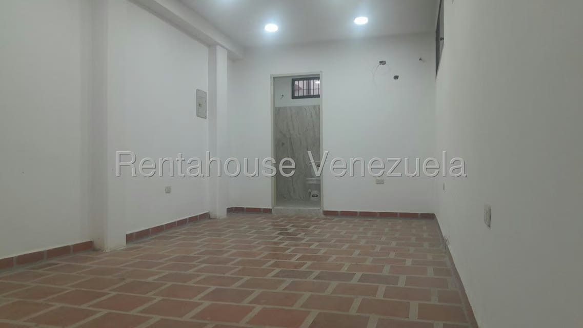 Comercial (Local Comercial) en Alquiler en Centro, Lara - 11