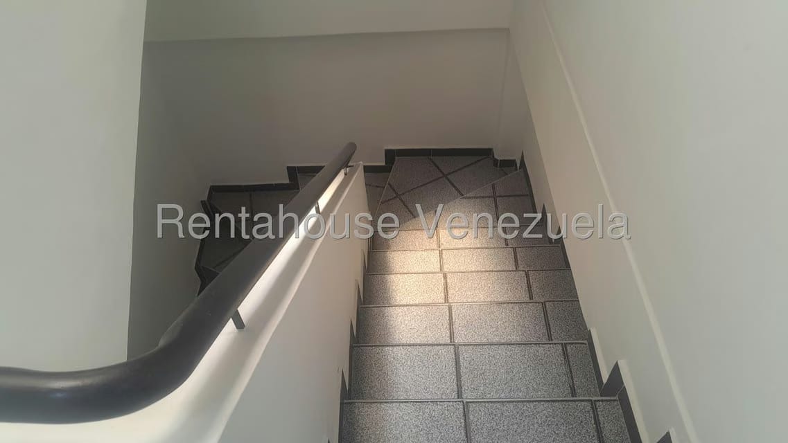 Comercial (Local Comercial) en Alquiler en Centro, Lara - 23