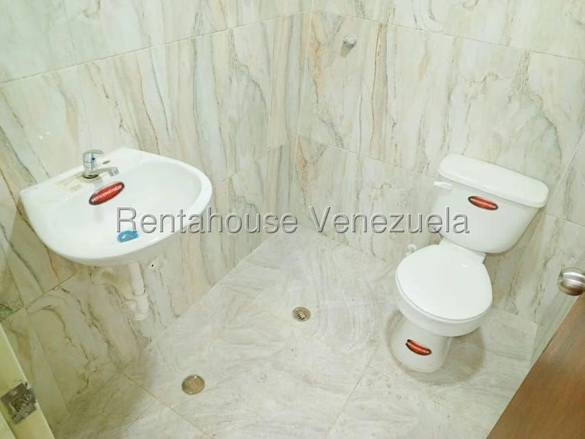 Comercial (Local Comercial) en Alquiler en Centro, Lara - 6