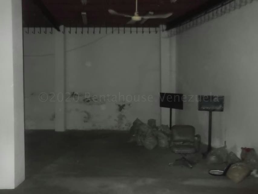 Comercial (Local Comercial) en Venta en Baruta, Distrito Metropolitano - 2