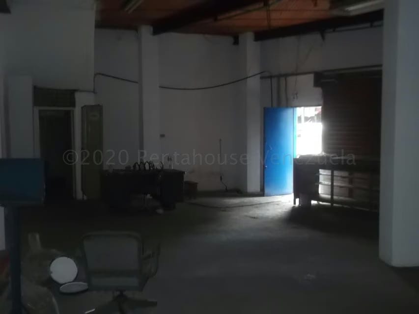 Comercial (Local Comercial) en Venta en Baruta, Distrito Metropolitano - 12