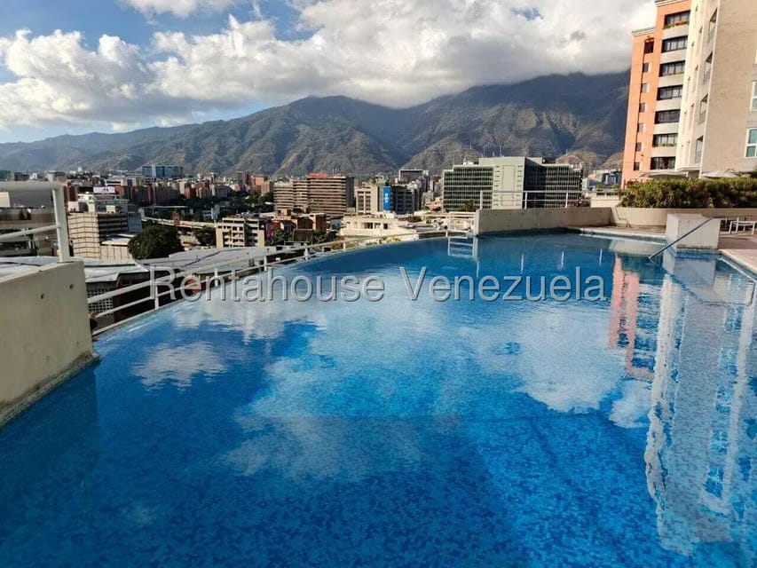 Apartamento (1 Nivel) en Alquiler en Lomas de Las Mercedes, Distrito Metropolitano - 41