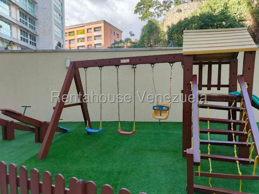 Apartamento (1 Nivel) en Alquiler en Lomas de Las Mercedes, Distrito Metropolitano - 49