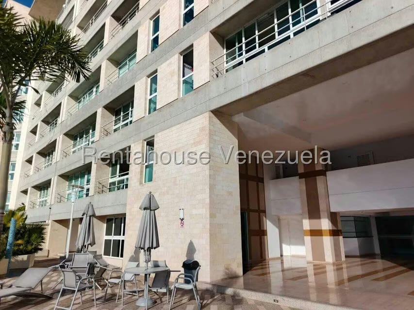 Apartamento (1 Nivel) en Alquiler en Lomas de Las Mercedes, Distrito Metropolitano - 53