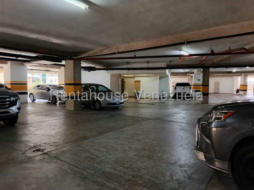 Apartamento (1 Nivel) en Alquiler en Lomas de Las Mercedes, Distrito Metropolitano - 57