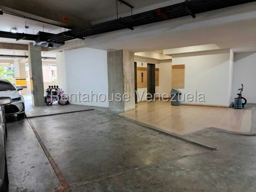 Apartamento (1 Nivel) en Alquiler en Lomas de Las Mercedes, Distrito Metropolitano - 58