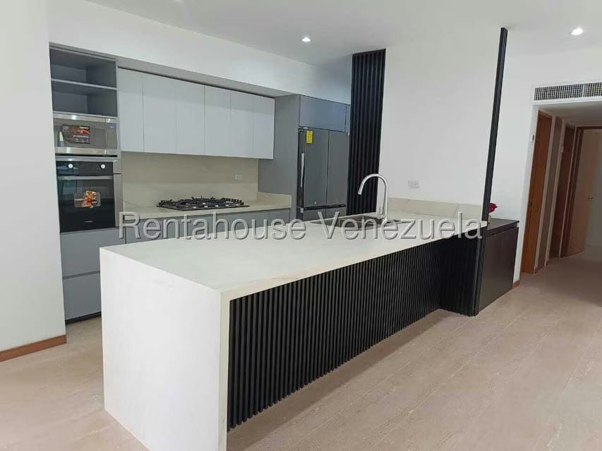 Apartamento (1 Nivel) en Alquiler en Lomas de Las Mercedes, Distrito Metropolitano - 9