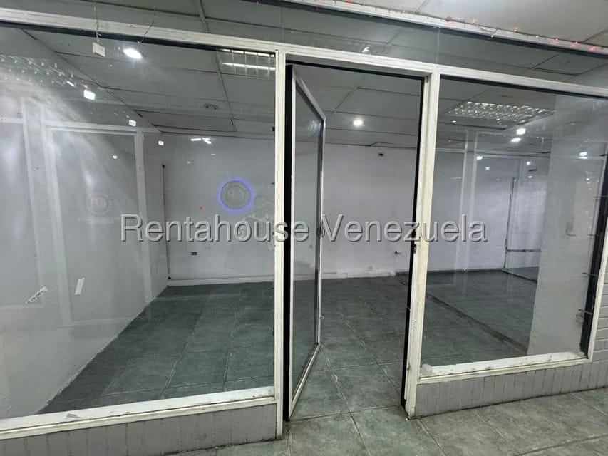 Comercial (Local Comercial) en Alquiler en Centro, Lara - 4