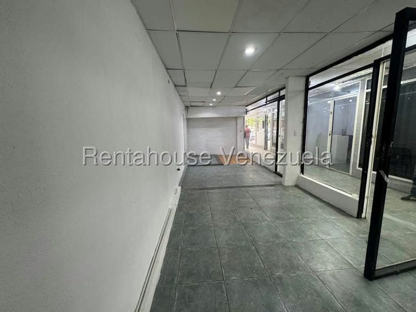 Comercial (Local Comercial) en Alquiler en Centro, Lara - 9