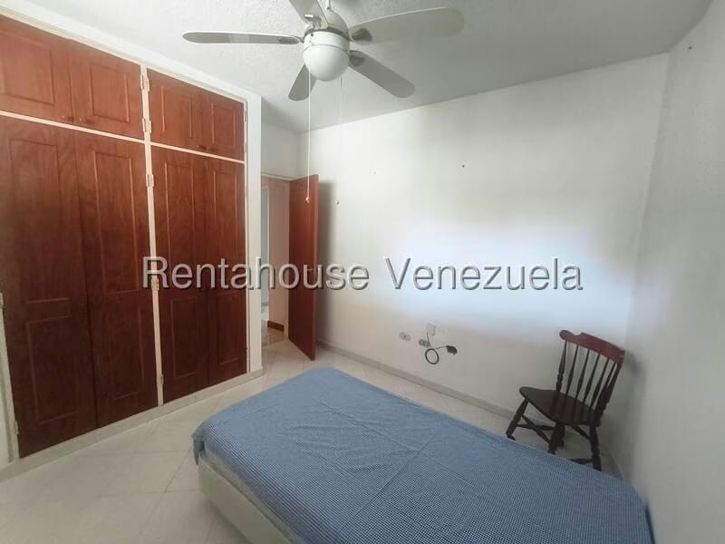 Apartamento (1 Nivel) en Alquiler en La Trigaleña, Carabobo - 15