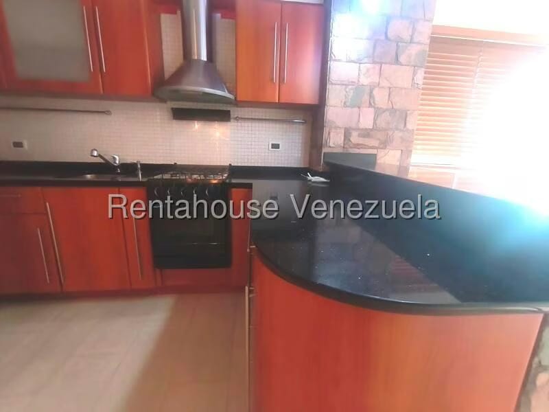 Apartamento (1 Nivel) en Alquiler en La Trigaleña, Carabobo - 3