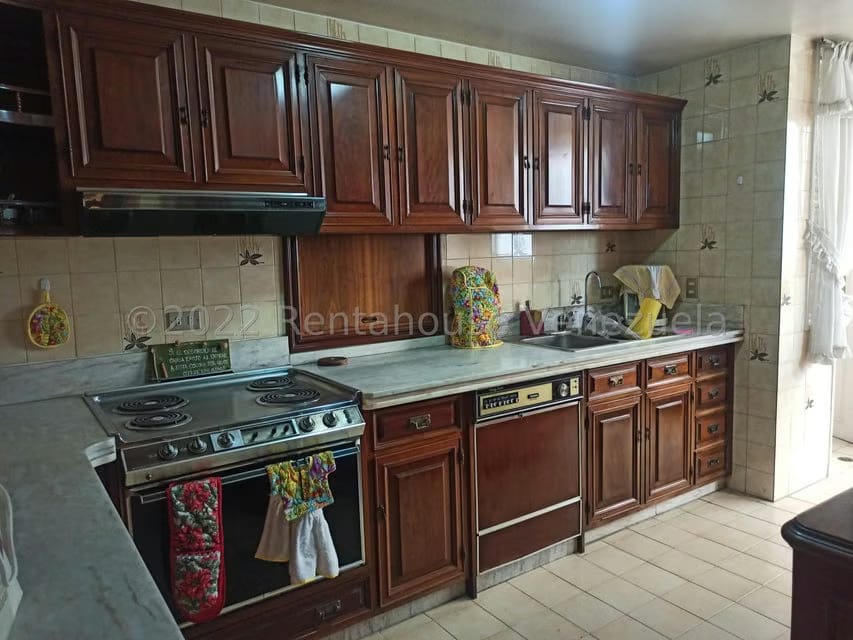 Apartamento (Duplex) en Venta en La Florida, Distrito Metropolitano - 11