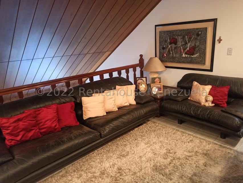 Apartamento (Duplex) en Venta en La Florida, Distrito Metropolitano - 26
