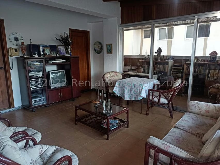 Apartamento (Duplex) en Venta en La Florida, Distrito Metropolitano - 45