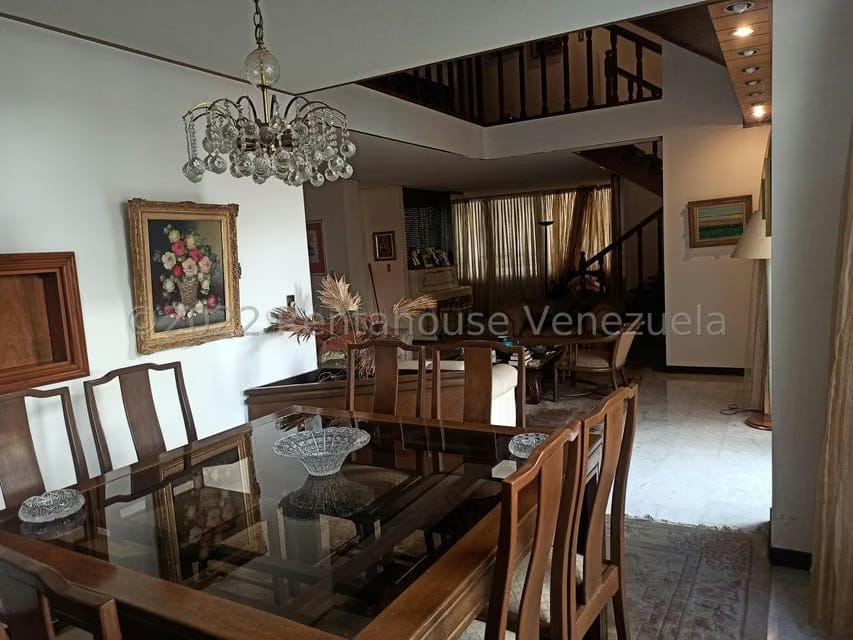 Apartamento (Duplex) en Venta en La Florida, Distrito Metropolitano - 9