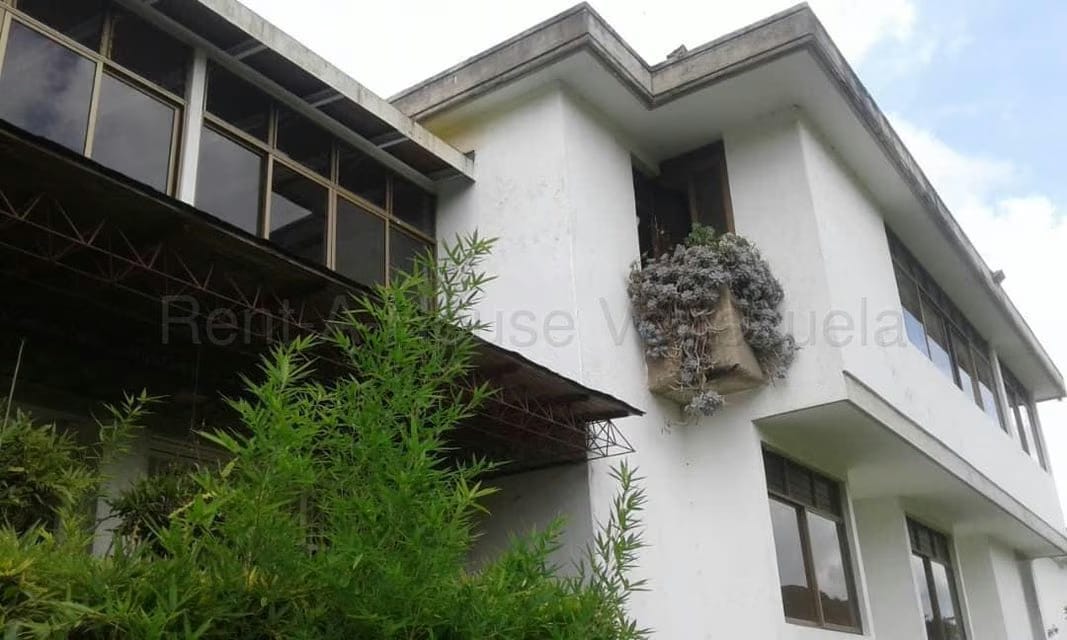 Casa (Duplex) en Venta en Caurimare, Distrito Metropolitano - 2