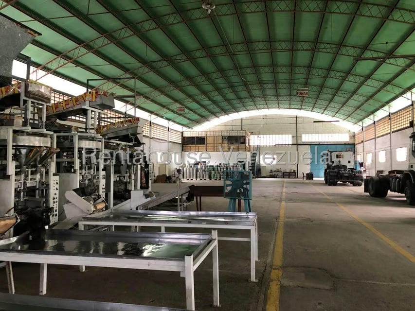 Comercial (Galpon - Deposito) en Venta en Mata Linda, Miranda - 12