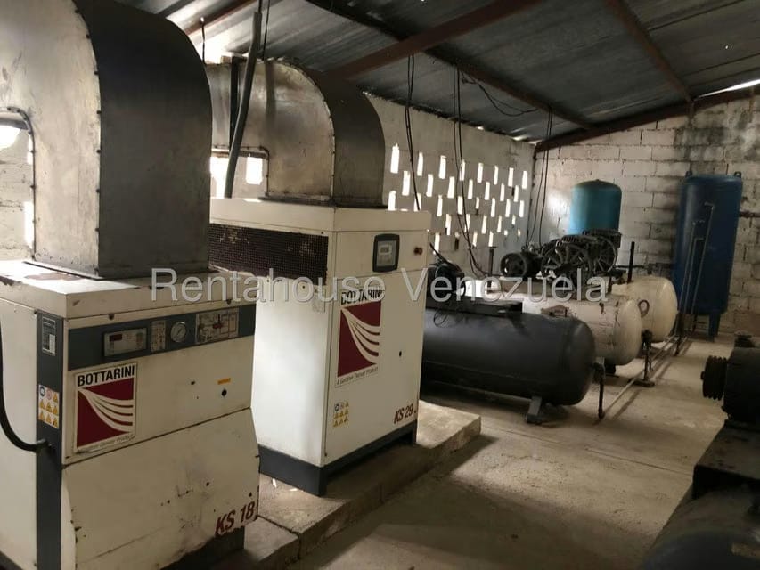 Comercial (Galpon - Deposito) en Venta en Mata Linda, Miranda - 13